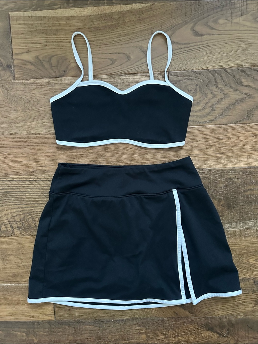 Wild Fable ButterBliss Black White 2 Piece Matching Mini Skirt Bra Set Small